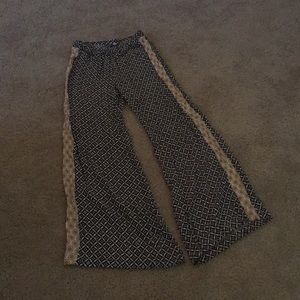 Patterned flare pants